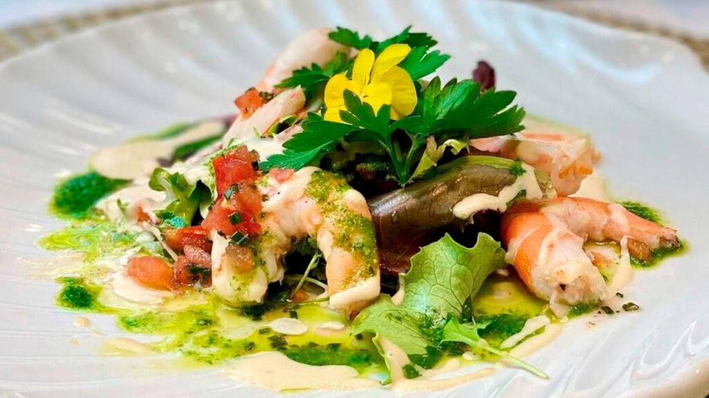 Ensalada de langostinos