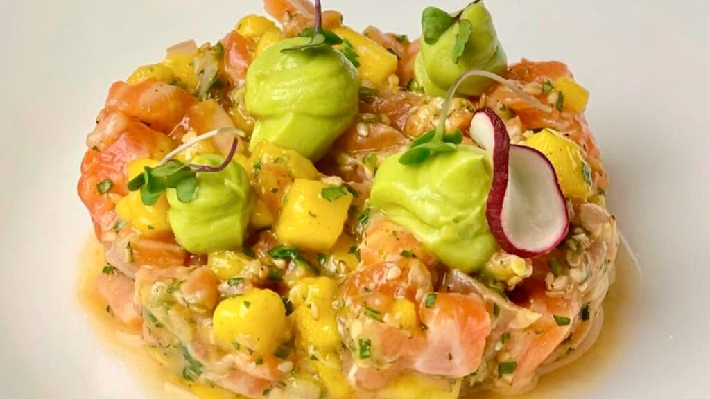 Tartar de salmón